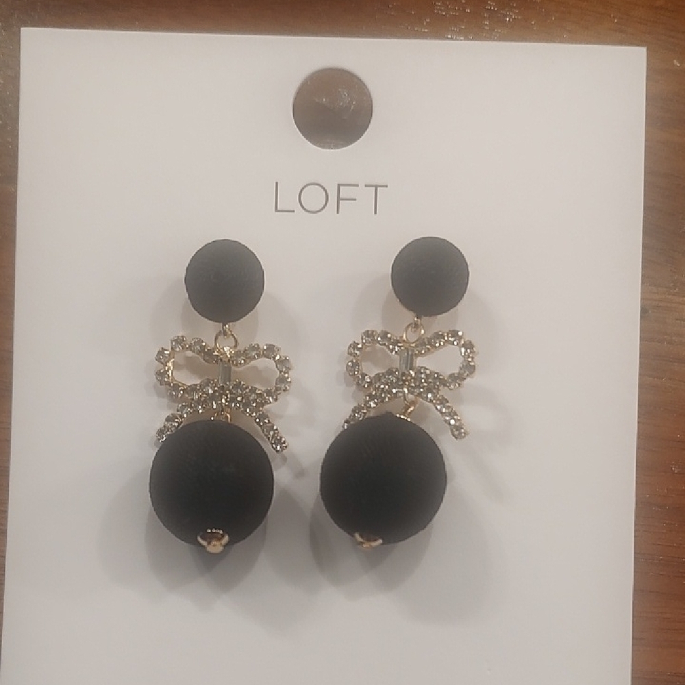 LOFT Elegant Black and Gold Bow Earrings
